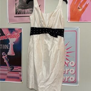 Cream and Black Sheath Midi Dress with V-neck for Wedding Guest